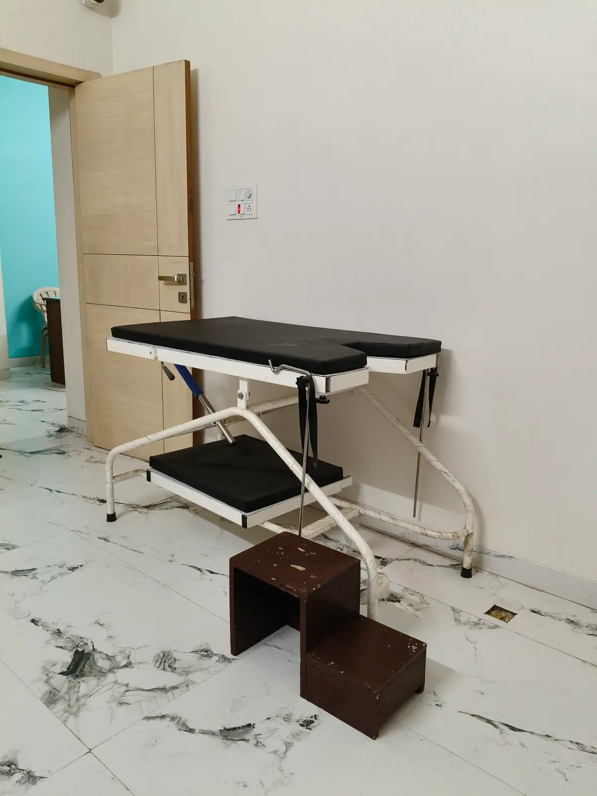 First Floor Treatment Bed at Kalpataru Ayurved